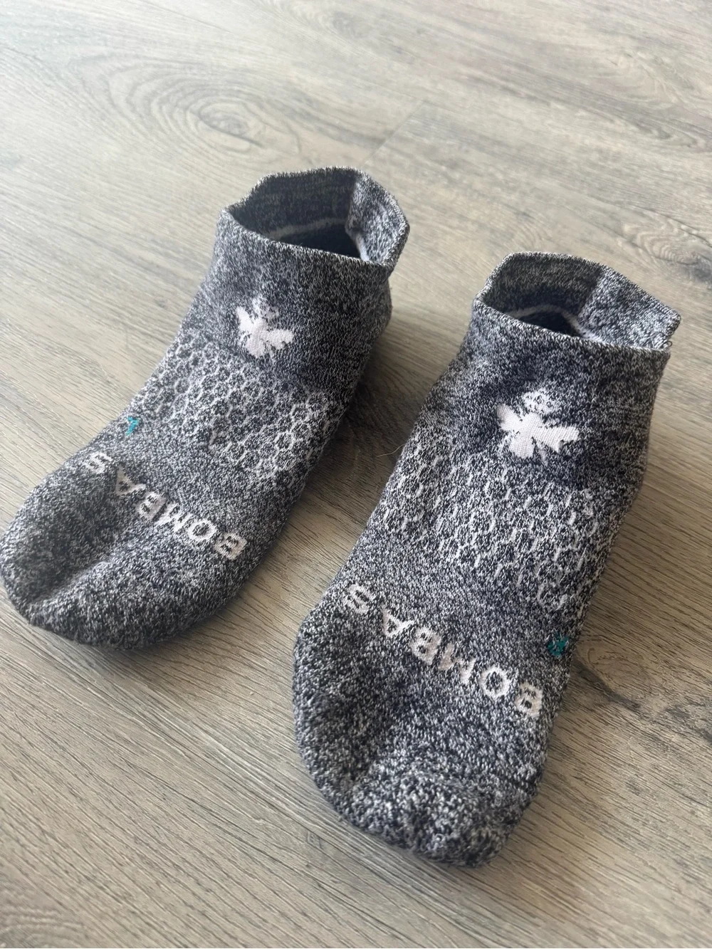 Bombas Athletic Low Socks (Grey)